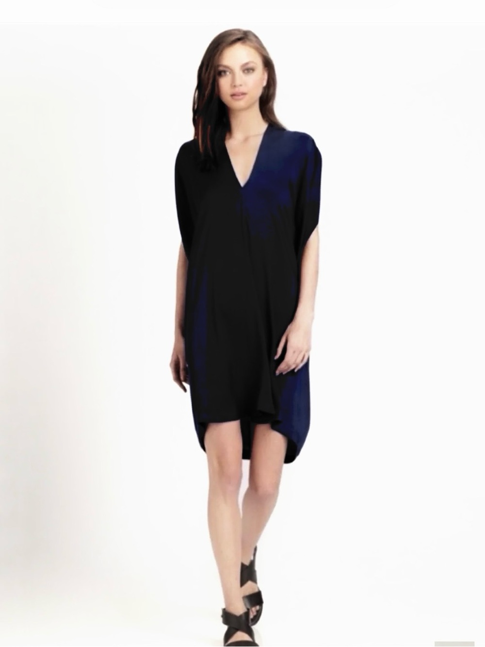 Vince V-Neck Silk Shift/tunic Dress in Black